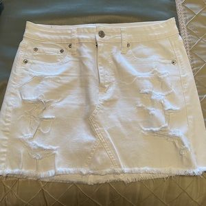 American Eagle white mini skirt